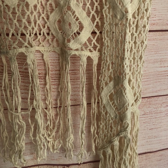 NWT WoWo brand Crochet Vest Size L - Picture 4 of 5